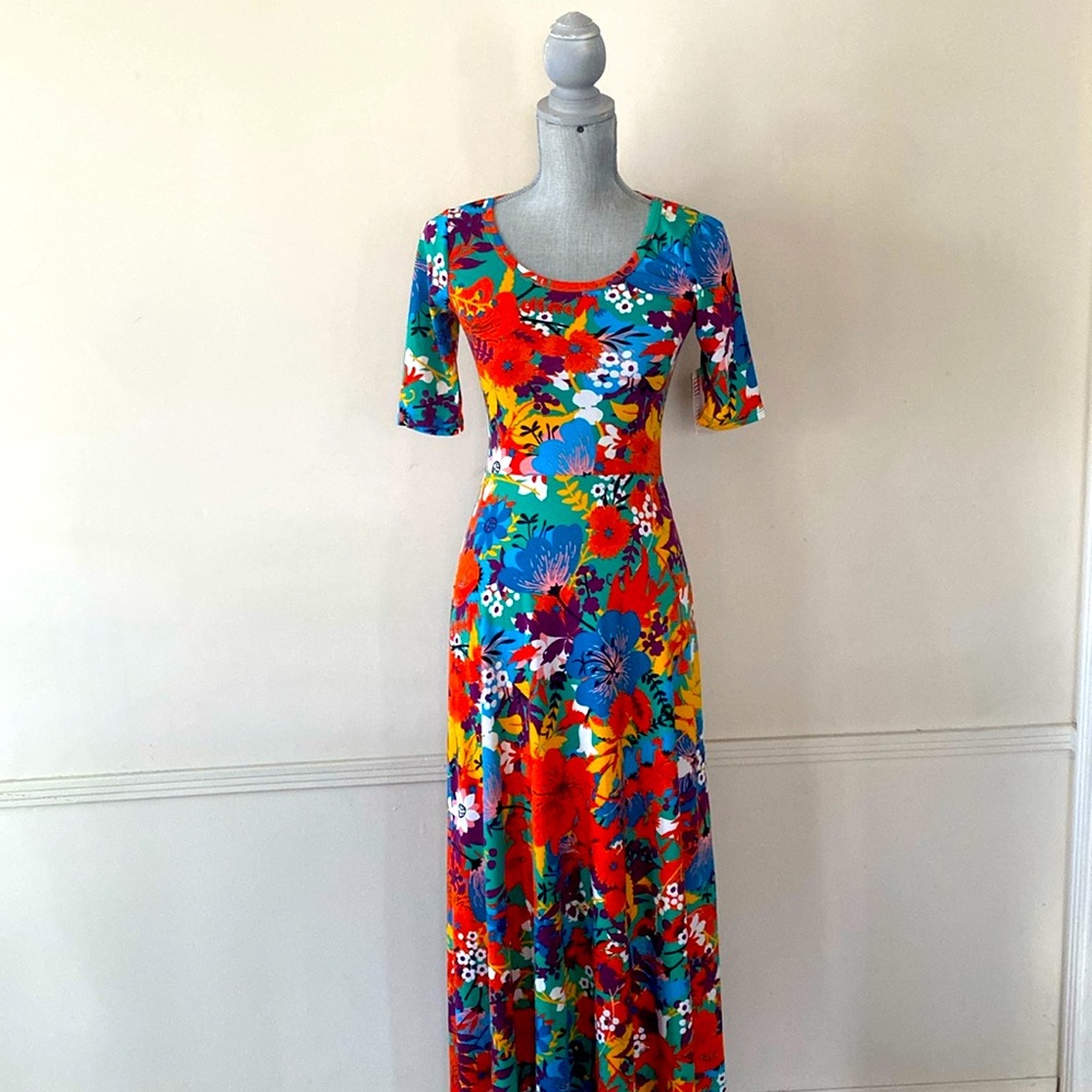 LuLaRoe ❤️“ANA”💙 FIT-AND-FLIRT MAXI DRESS SIZE EXTRA SMALL 🌟NWT🌟